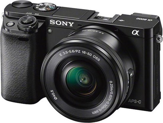 Sony A6000 + E PZ 16-50mm f/3.5-5.6 OSS - Zwart