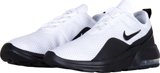 Nike Air Max Motion 2 Sneakers Sneakers - Maat 39 - Vrouwen - wit/zwart |  bol.com