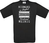 Mijncadeautje - unisex T-shirt - niemand is perfect - woonplaats naar keuze - Zwart (maat XL)