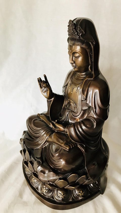 Kwan yin/ Yin /Guan Yin boeddha beeld van een zware kwaliteit brons . 40cm x 25cm | bol.com