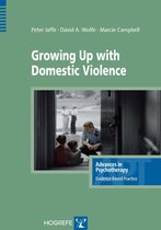 Omslag Growing Up with Domestic Violence