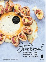 Boek 'Stokbrood' met gegrilde stokbrood hapjes en gesmolten kaas.