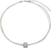 Korte ketting zilver kleur 44cm lengte met 3rijen waxkoord en ronde hanger 16mm