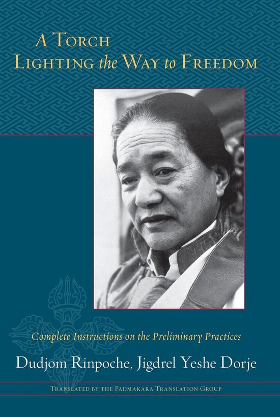 Een fakkel die de weg naar vrijheid verlicht. Portret van Dudjom Rinpoche, Jigdrel Yeshe Dorje.