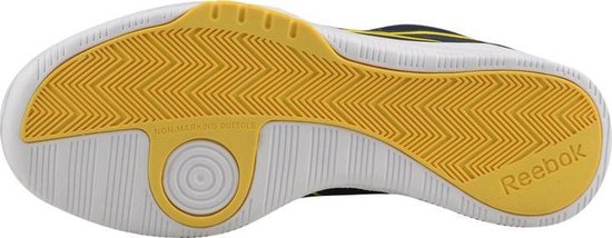 Reebok Basketbalschoenen Own The Court Junior Zwart Maat 30,5 | bol.com