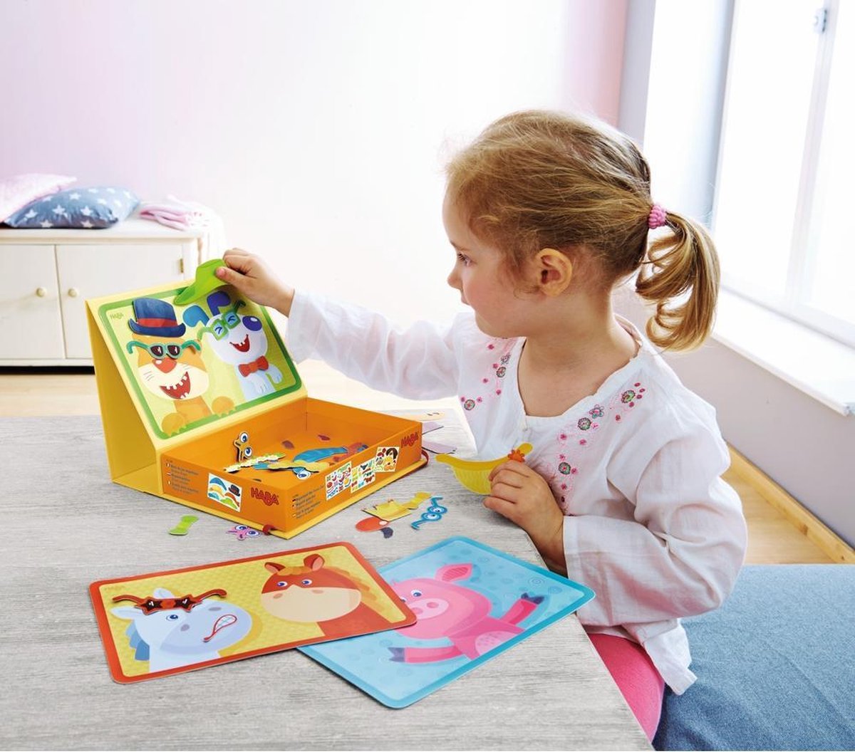 HABA Boîte de jeu magnétique Alphabet HABA Boîte de jeu magnétique Alphabet