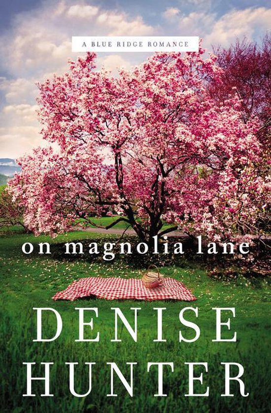 A Blue Ridge Romance 3 - On Magnolia Lane - cover