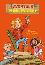 Kinderboek 'Kids Factor' met kinderen die op hout werken. Wieke van Oordt