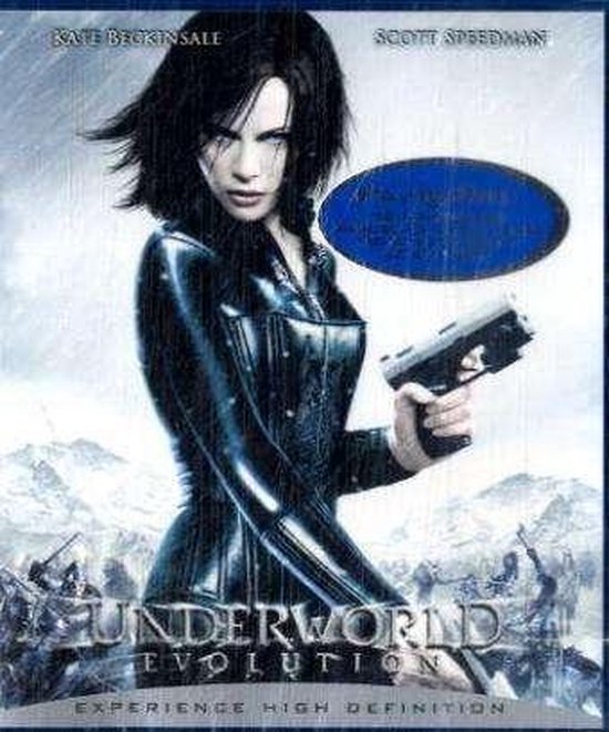 Kate Beckinsale in zwarte latex outfit met pistool, "Underworld Evolution" titel.