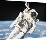 Bruce McCandless first spacewalk (ruimtevaart) - Foto op Dibond - 80 x 60 cm