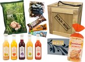 Man-Box Gezonde Cadeaubox - Cadeautje Voor Mannen - Geschenkdoos - Cadeaudoos - Houten box met breekijzer - verrassingspakket - uniek en origineel cadeau - GRATIS PERSOONLIJK KAART