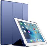 Mobiq Flexibele Tri-folio hoes Apple iPad Air 10.5 inch 2019 - iPad Air  3e generatie  - Siliconen Case - TriFolio - Smart cover blauw - Zwart | Blauw
