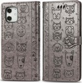 Mobiq Embossed Animal Wallet Case iPhone 12 Pro Max - Coque joyeuse avec motif animal | Etui livre avec fermeture | Poche pour cartes porte-cartes | Apple iPhone 12 Pro Max 6,7 pouces - Zwart | Gris