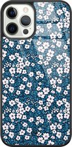 iPhone 12 Pro hoesje glass - Bloemen blauw | Apple iPhone 12 Pro  case | Hardcase backcover zwart