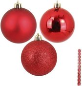 Set van 11 rode plastic kerstballen van 5 cm