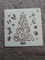 Kerstboom met versiereing, stencil, kaarten maken, scrapbooking, 13 x 13 cm