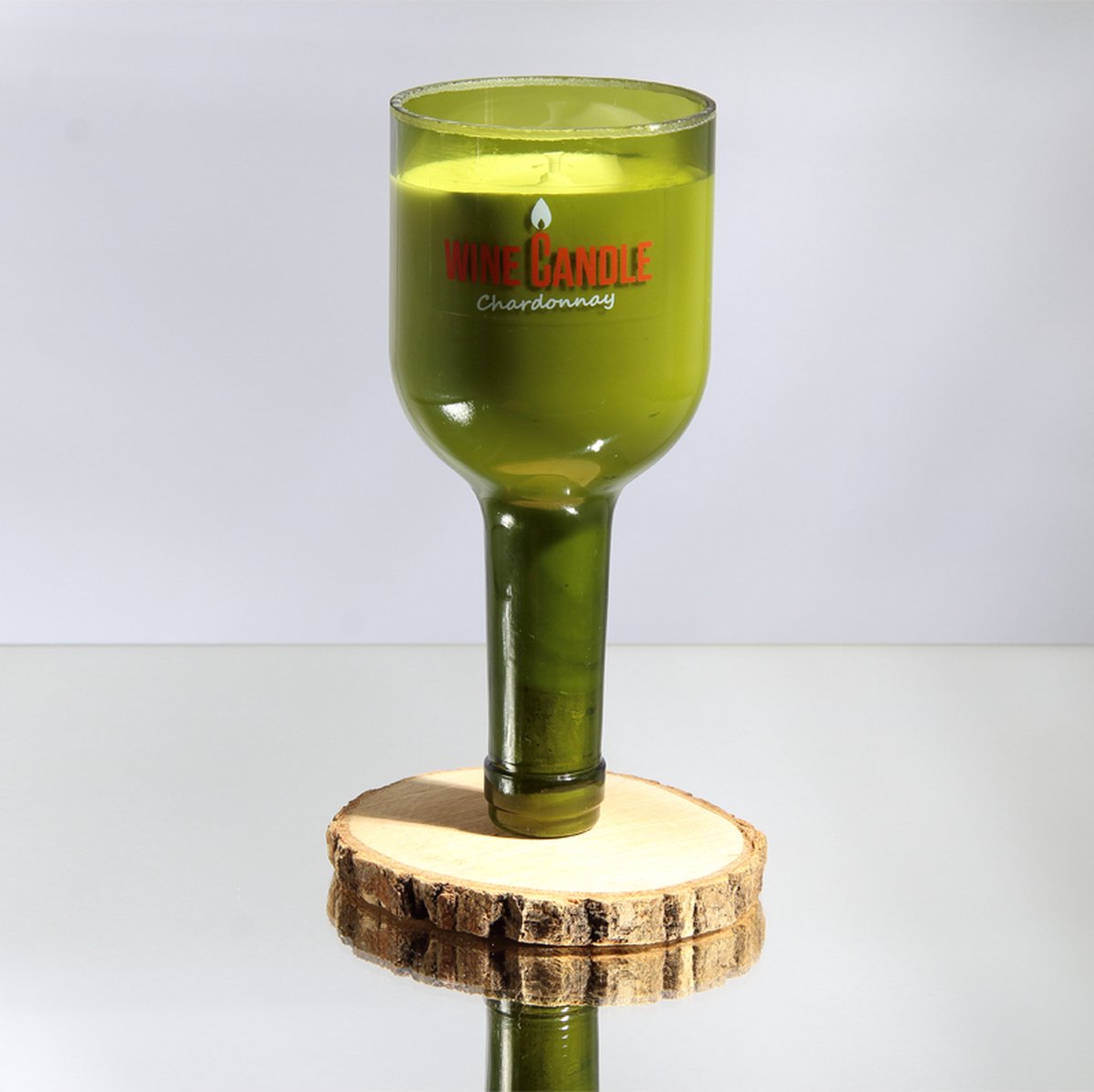 Vegan Zonnebloem Wax Geurkaars met Chardonnay geur - gegoten in een wijnfles - branduren: 