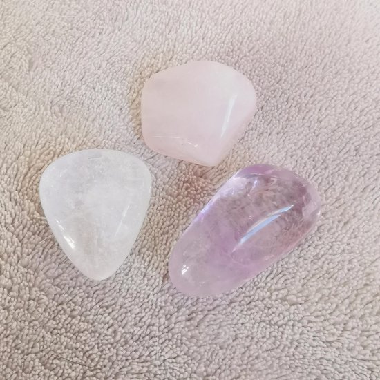 VitaJuwel ViA WELLNESS | Wasserflasche mit Amethyst, Rosenquarz & Bergkristall für Entspannung und Ausgleich