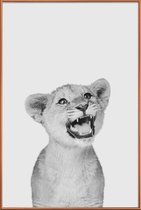 JUNIQE - Poster met kunststof lijst Lion Cub Classic -30x45 /Wit &