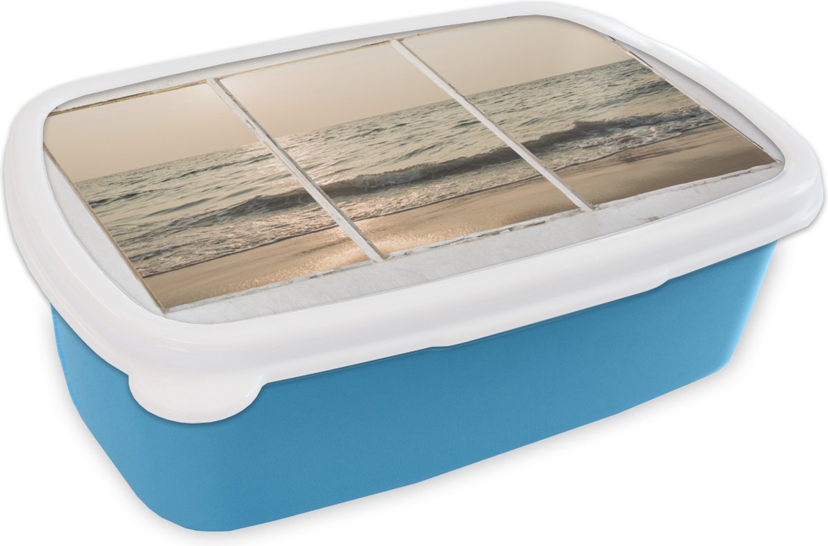 Broodtrommel Blauw - Lunchbox - Brooddoos - Doorkijk - Strand - Zee - 18x12x6 cm - Kinderen - Jongen