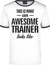 This is what an awesome trainer looks like wit/zwart ringer cadeau t-shirt - heren - beroepen / cadeau shirt L