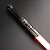 The Epic Star Wars Lightsaber - Dueling Saber - Cosplay - 12 Kleuren Licht - Draadloos en Oplaadbaar - Metalen Handvat - Zwart