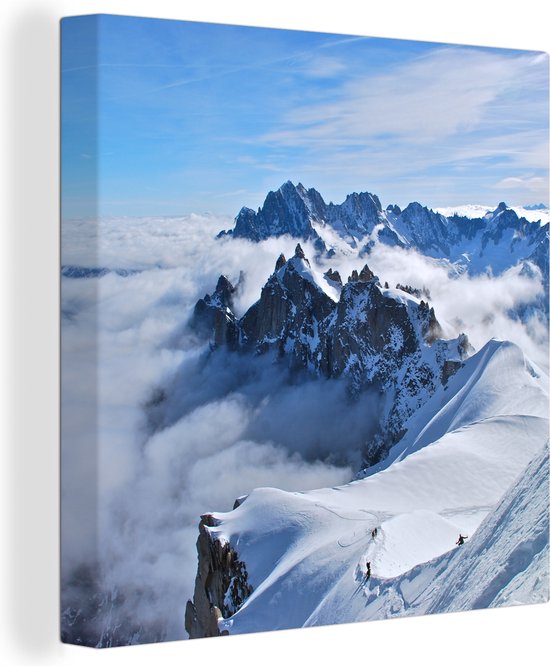 Canvas Schilderij De prachtige berg de Mont Blanc tussen de wolken - 20x20 cm - Wanddecoratie