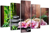 Trend24 - Canvas Schilderij - Zen-Compositie Met Orchidee En Bamboe - Vijfluik - Oosters - 150x100x2 cm - Bruin