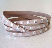 Band imitatie suede met studs 7 milimeter zandkleur 1m