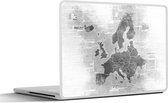 Laptop sticker - 10.1 inch - Europakaart - Krant - Zwart - Wit - 25x18cm - Laptopstickers - Laptop skin - Cover