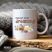 Never stop dreaming- Customized mokken en bekers - mokken met tekst - mokken - bekers - cadeautje - cadeau voor vrouw - cadeau vor man - keramiek servies - cadeautje voor haar - cadeautje voo