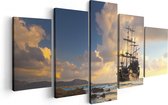Artaza Canvas Schilderij Vijfluik Piratenschip aan de Kust bij Zonsondergang - 100x50 - Foto Op Canvas - Canvas Print
