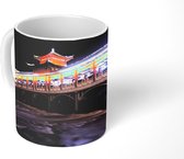 Mok - Verlichting in de straten van Tai’an in China - 350 ML - Beker