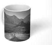 Mok - Uitzicht op de Eiger In Zwitserland - zwart wit - 350 ML - Beker