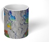 Mok - Regenboogvlag op muur - 350 ML - Beker