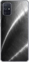 Telefoonhoesje Geschikt voor Samsung Galaxy A71 hoesje - Metaal print - Zilver - Zwart - Wit - Siliconen Telefoonhoesje