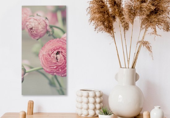 Tableau sur toile Renoncules roses dans un vase en verre - 20x40 cm - Décoration murale