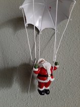 Springveer parachute met kerstman