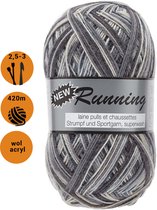 New Running grijs beige (304) - dunne sokkenwol - scheerwol en polyamide - pendikte 2,5 a 3mm - 1 bol van 100 gram