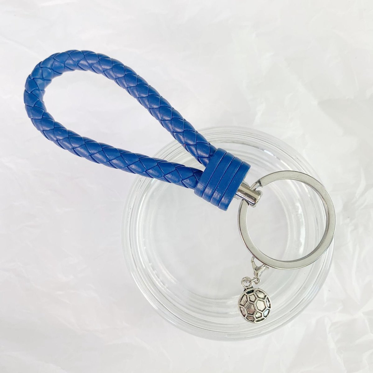 Sleutelhanger - Donker Blauw - Voetbal - Handbal - Bal - Sport - Hanger - Leer - Kleur - Sportsieraad - Sieraad - Sportsieraden - Sieraden - Team - Teamkado