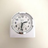 Analoge wekker - Analoge klok - Staande klokken - Stil uurwerk - Met verlichting - Zonder tikgeluid - Verlichte wijzers -  Wit - PT101