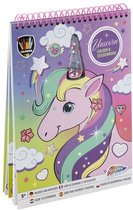 Kleurboek unicorn met hoorn en stickers