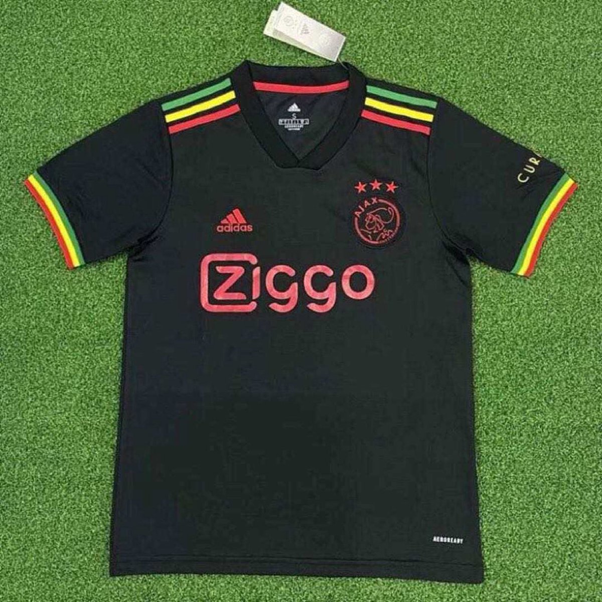 Hoogte eten camouflage Ajax Tenue voetbalshirt + Broek Seizoen 2021 - 2022 Replica | bol.com