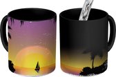 Magische Mok - Foto op Warmte Mokken - Koffiemok - Boot - Palmboom - Zee - Tekening - Magic Mok - Beker - 350 ML - Theemok