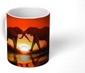 Mok - Olifanten koppel bij zonsondergang - 350 ML - Beker