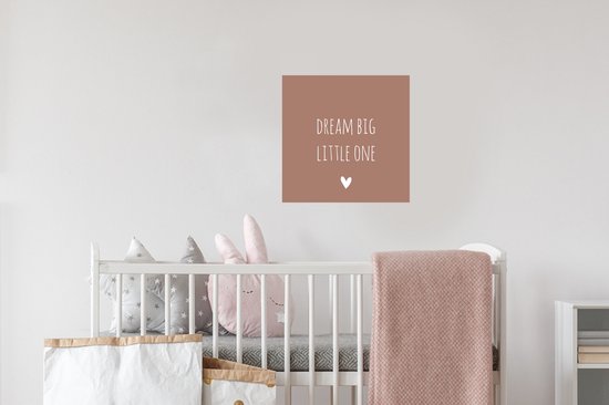 Stickers muraux - Film autocollant - Citation anglaise "Dream big little one" avec un coeur sur fond marron - 30x30 cm - Film adhésif - Stickers muraux Chambre d'enfant - Papier peint autocollant - Papier peint autocollant - Film autocollant