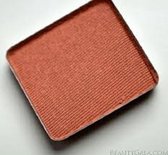 AVEDA petal essence single eye shadow in Lantana 985