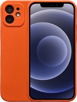 iPhone 12 Hoesje Oranje Siliconen Case Met Extra Camera Bescherming - Oranje - Geschikt voor iPhone 12 - Smartphonica