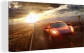 Canvas Schilderij Luxe sportauto rijdt onder donkere wolken - 80x40 cm - Wanddecoratie