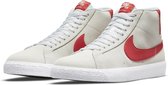 Nike Sneakers - Maat 43 - Unisex - wit - rood